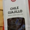 Guajillo torkad chili med en viss syrlig ton påminner om tranbär slät och fin passar perfekt i beef chili grytan för genuin texmex mat med lagom hetta